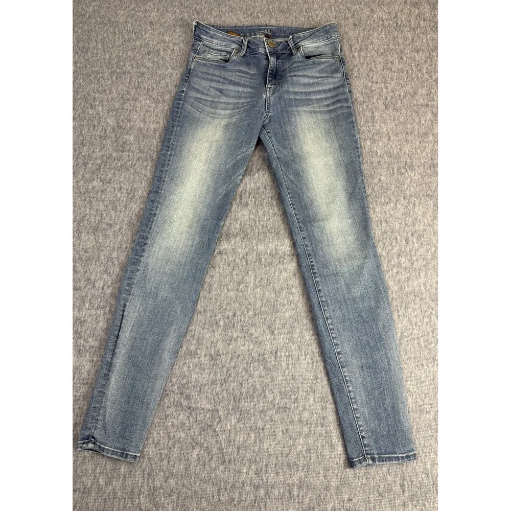 Kut From The Kloth High Rise Toothpick Skinnny Size 6 Whiskered Medium Wash Jean
